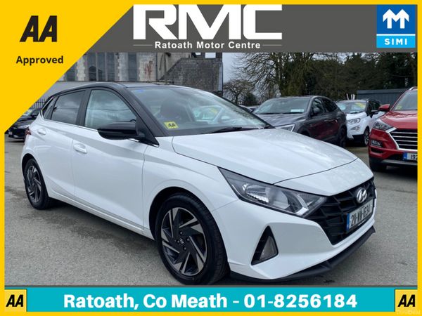 Hyundai i20 Hatchback, Petrol, 2021, White