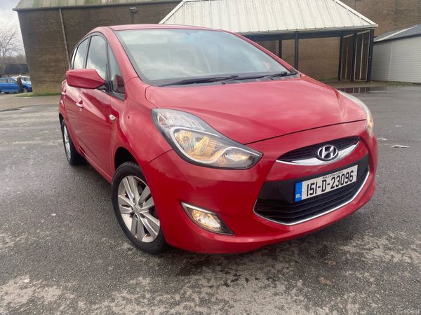 Hyundai ix20 MPV, Petrol, 2015, Red