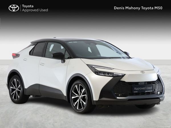 Toyota C-HR SUV, Petrol Hybrid, 2024, White