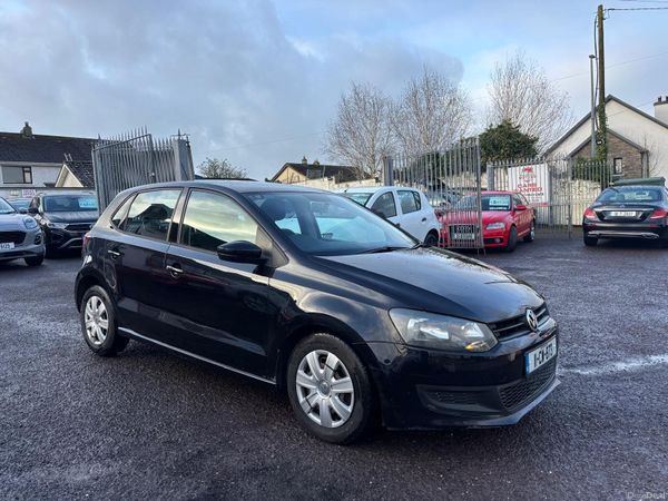 Volkswagen Polo Hatchback, Diesel, 2011, Black