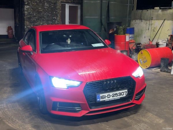 Audi A4 Saloon, Diesel, 2016, Red