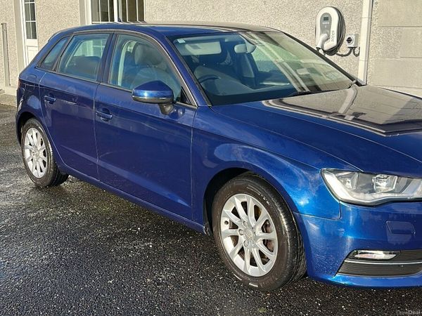 Audi A3 Hatchback, Petrol, 2015, Blue