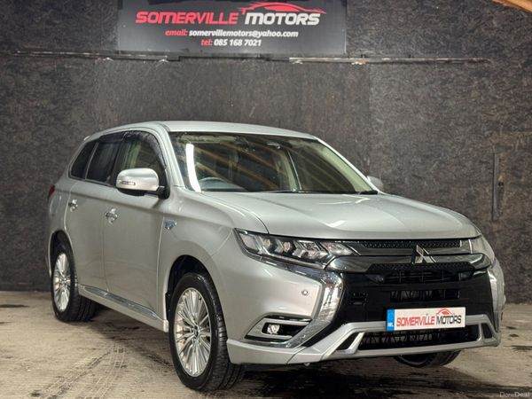 Mitsubishi Outlander SUV, Petrol Plug-in Hybrid, 2019, Silver