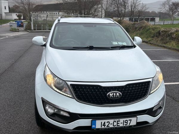 Kia Sportage SUV, Diesel, 2014, White