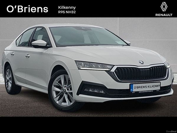 Skoda Octavia Saloon, Petrol Hybrid, 2024, White