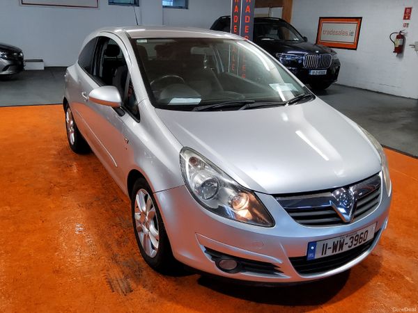 Vauxhall Corsa Hatchback, Petrol, 2011, Silver