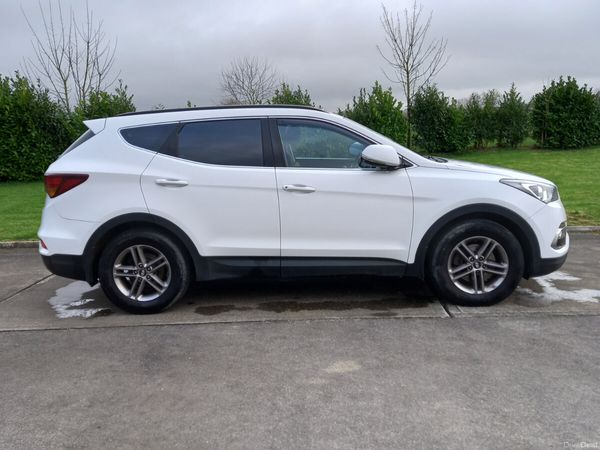 Hyundai Santa Fe SUV, Diesel, 2016, White