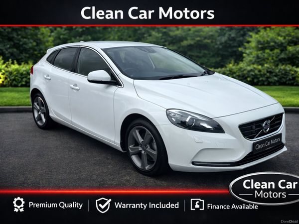 Volvo V40 Hatchback, Petrol, 2015, White