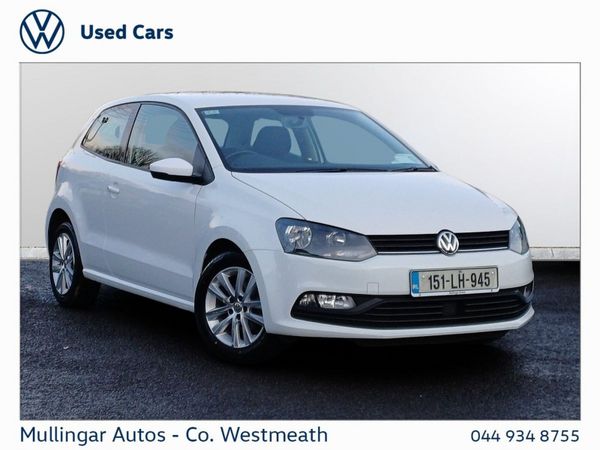 Volkswagen Polo Hatchback, Petrol, 2015, White