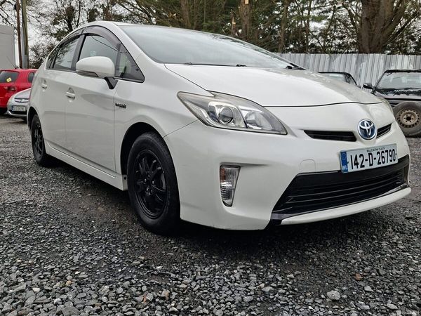 Toyota Prius Hatchback, Petrol Hybrid, 2014, White