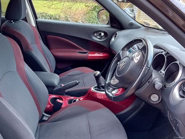 Nissan Juke SUV, Petrol, 2013, Brown