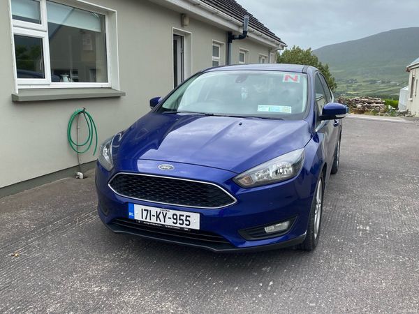 Ford Focus Hatchback, Diesel, 2017, Blue