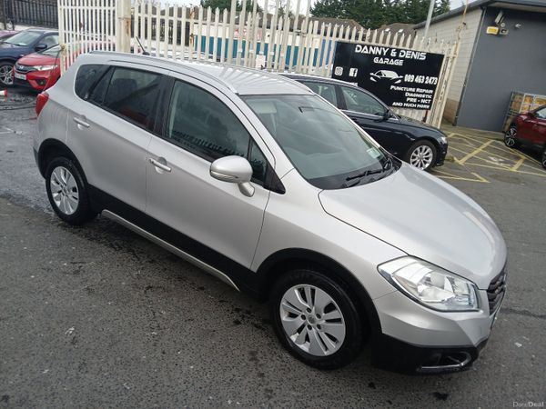 Suzuki SX4 S-Cross Hatchback, Petrol, 2014, Silver