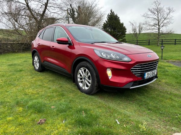 Ford Kuga MPV, Diesel, 2021, Red