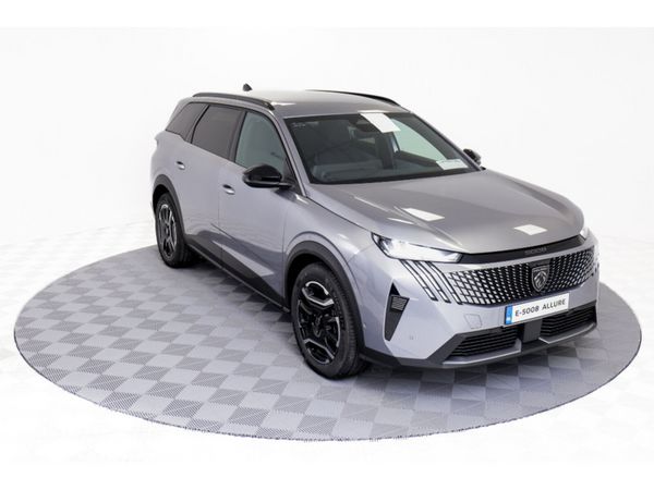 Peugeot 5008 SUV, Electric, 2026, Grey