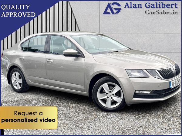 Skoda Octavia Hatchback, Diesel, 2018, Grey