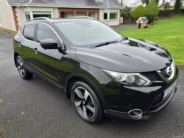 Nissan Qashqai SUV, Diesel, 2017, Black