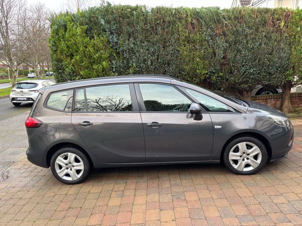 Vauxhall Zafira MPV, Diesel, 2015, Grey