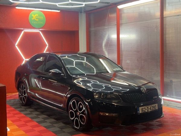 Skoda Octavia Saloon, Diesel, 2016, Black