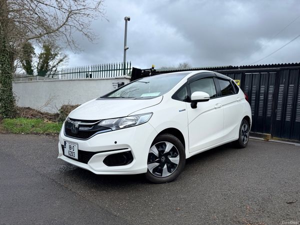 Honda Fit Hatchback, Petrol Hybrid, 2018, White