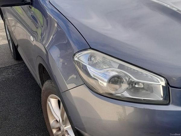 Nissan Qashqai Hatchback, Diesel, 2010, Grey