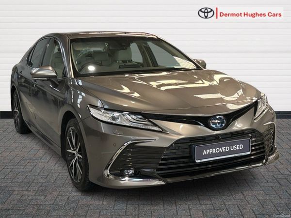 Toyota Camry Saloon, Petrol Hybrid, 2023, Grey