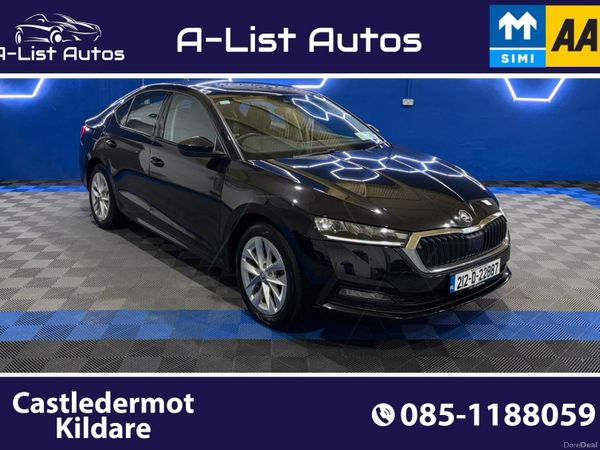 Skoda Octavia Saloon, Diesel, 2021, Black