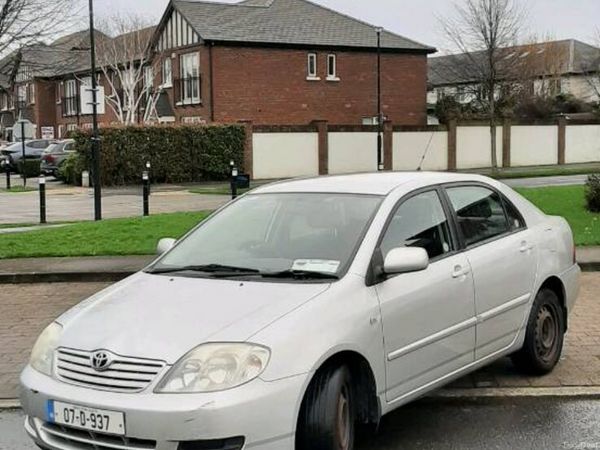 Toyota Corolla Saloon, Petrol, 2007, Silver