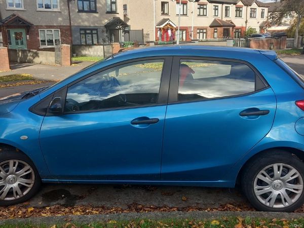 Mazda Mazda2 Hatchback, Petrol, 2012, Blue