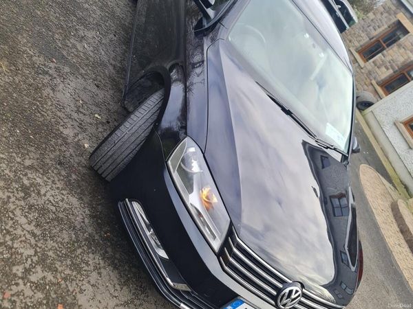 Volkswagen Passat Saloon, Diesel, 2014, Black