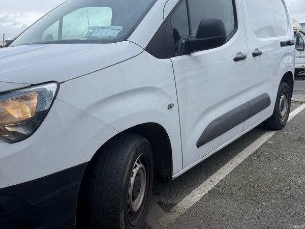 Opel Combo Van, Diesel, 2021, White