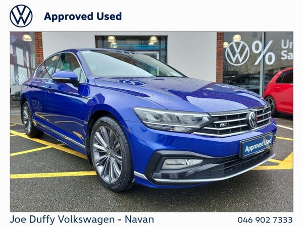 Volkswagen Passat Saloon, Diesel, 2021, Blue