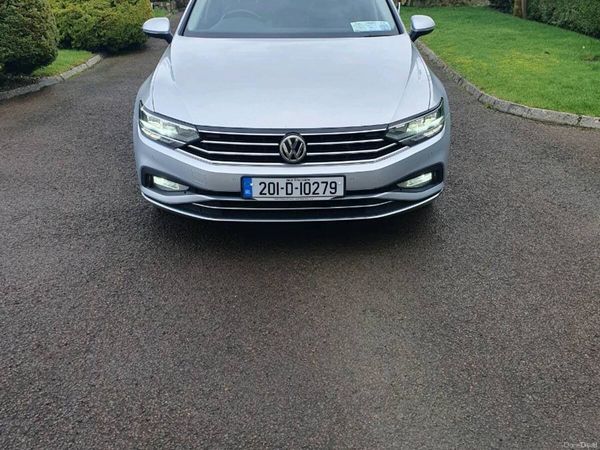 Volkswagen Passat Saloon, Diesel, 2020, Grey