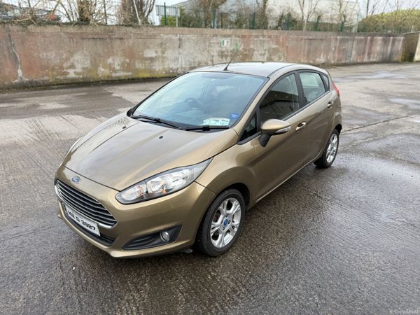 Ford Fiesta Hatchback, Petrol, 2014, Brown