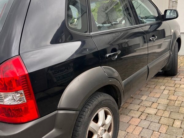 Hyundai Tucson SUV, Petrol, 2005, Black