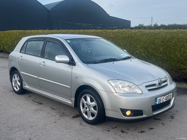 Toyota Corolla Hatchback, Petrol, 2006, Silver