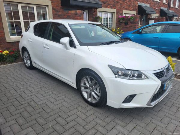 Lexus CT Hatchback, Petrol Hybrid, 2014, White