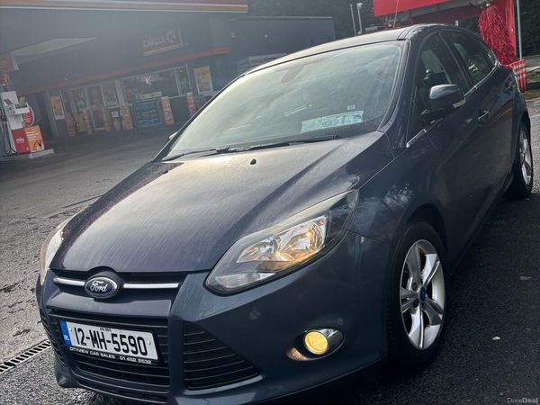 Ford Focus Hatchback, Diesel, 2012, Grey