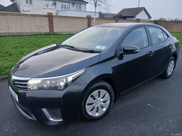 Toyota Corolla Saloon, Diesel, 2015, Black