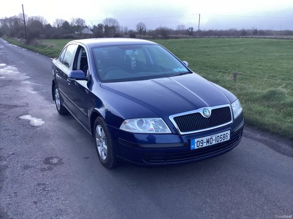 Skoda Octavia Hatchback, Diesel, 2009, Blue