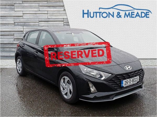 Hyundai i20 Hatchback, Petrol, 2025, Black