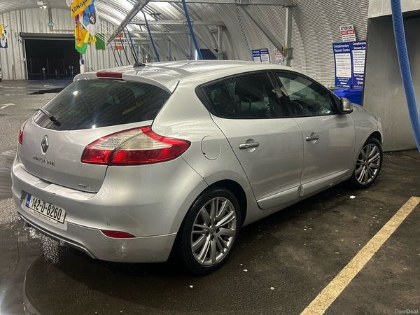 Renault Megane Hatchback, Diesel, 2014, Silver