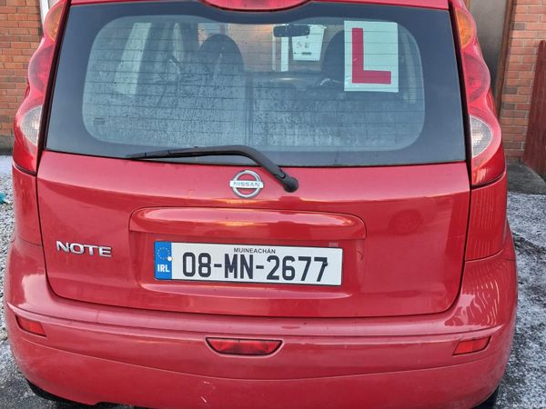 Nissan Note MPV, Petrol, 2008, Red