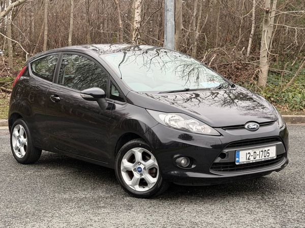 Ford Fiesta Hatchback, Petrol, 2012, Black