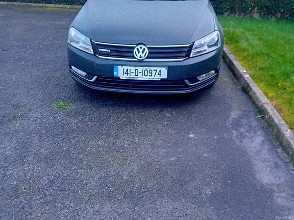 Volkswagen Passat Saloon, Diesel, 2014, Grey