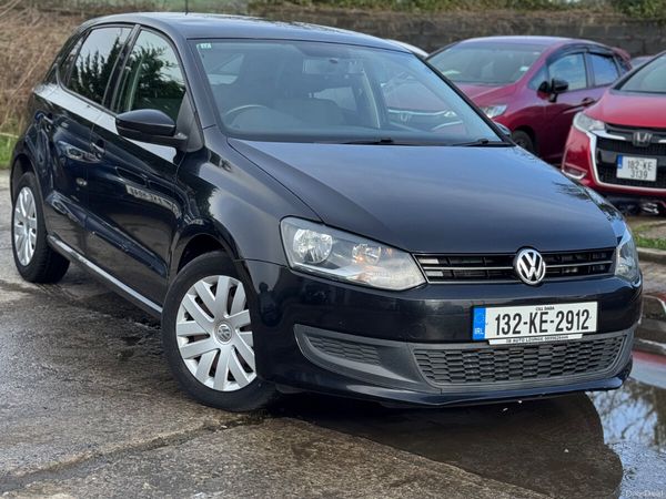 Volkswagen Polo Hatchback, Petrol, 2013, Black