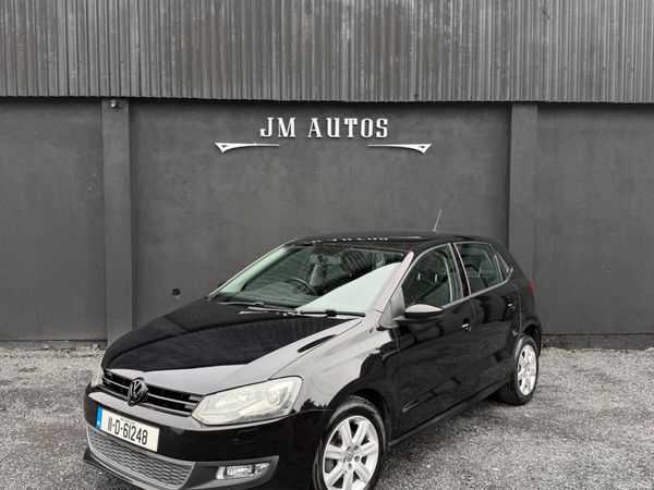 Volkswagen Polo Hatchback, Petrol, 2011, Black