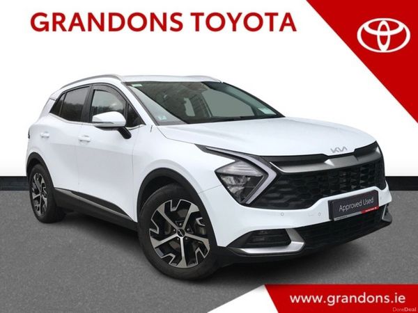 Kia Sportage MPV, Diesel, 2023, White