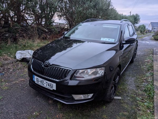 Skoda Octavia Estate, Diesel, 2016, Black
