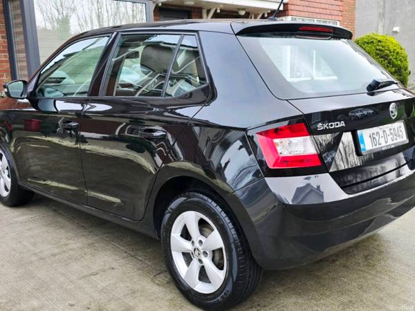 Skoda Fabia Hatchback, Petrol, 2016, Black